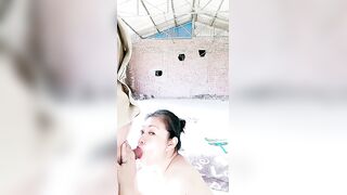黑丝高跟骚姐姐【上篇】勾搭库房大爷，衣服都没脱就干上了，全程露脸深喉大鸡巴，无套爆草抽插，淫声荡语不断浪叫