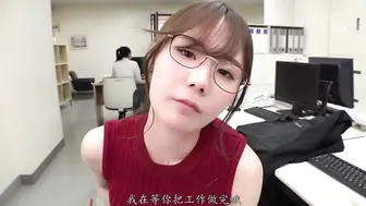 SSIS-106 尽管我妻子就在我身边，这个年纪大的女人却跨坐在我身上，在我耳边低语着下流的话来勾引我 #miru (#坂道みる) (#坂道美琉)